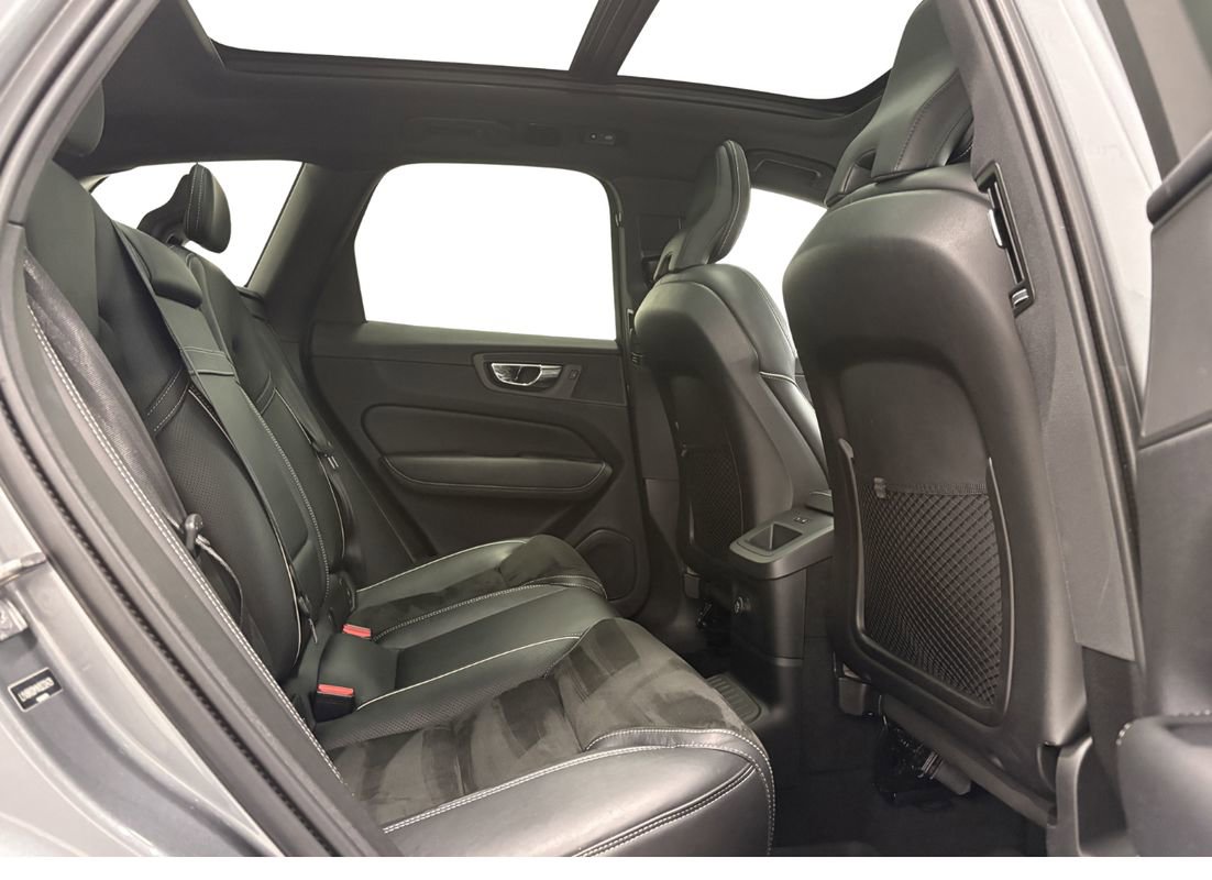 Used 2019 Volvo XC60 T8 R-Design w/ Advanced Package image 16