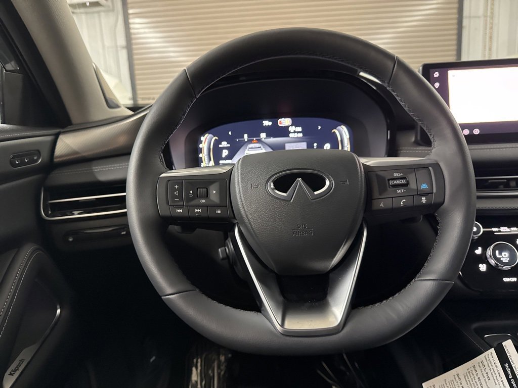 New 2026 INFINITI QX60 Luxe w/ Family Package image 10