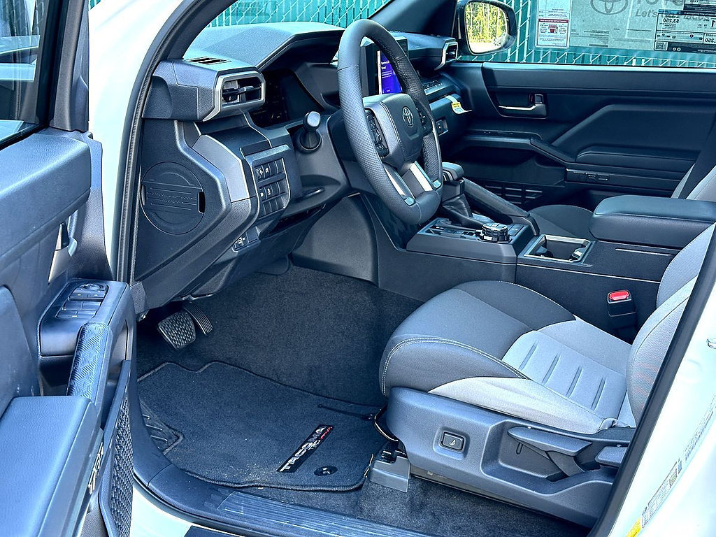 New 2026 Toyota Tacoma TRD Off-Road AWD/4WD image 10
