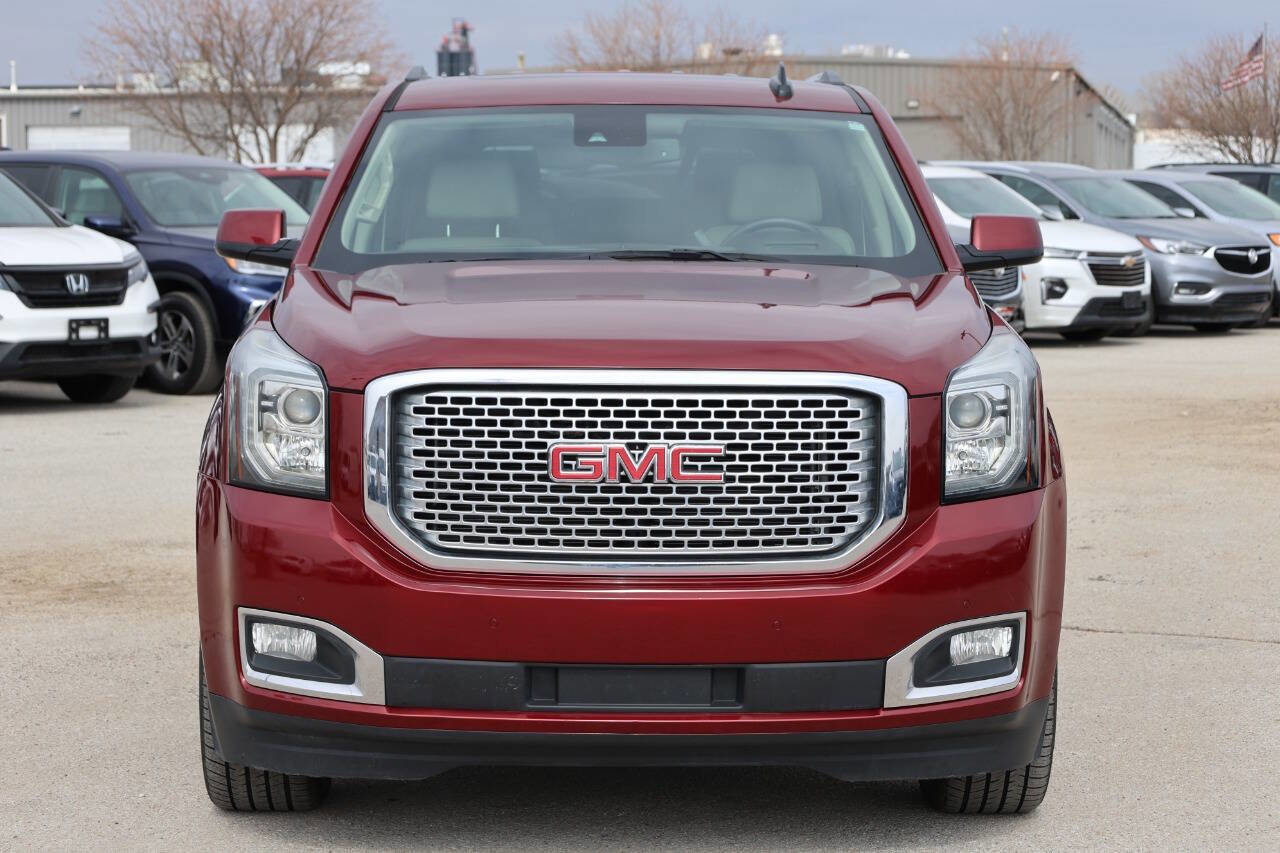 Used 2017 GMC Yukon Denali w/ Open Road Package AWD/4WD image 5