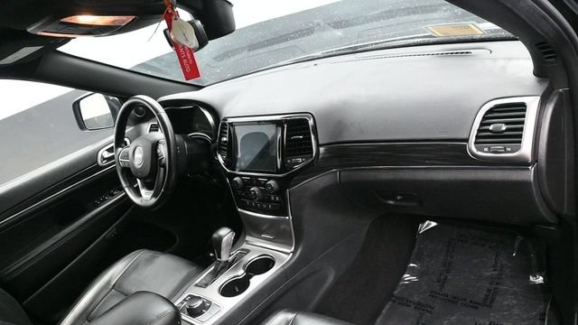 Used 2019 Jeep Grand Cherokee Limited AWD/4WD image 12