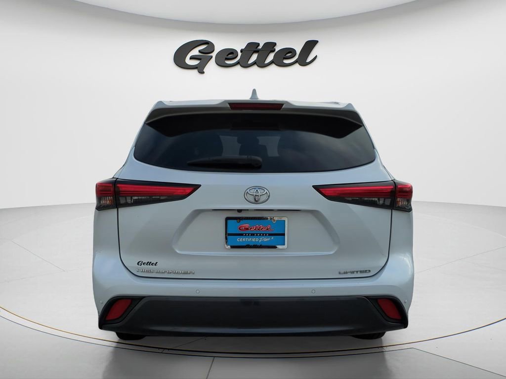 Used 2022 Toyota Highlander Limited image 13