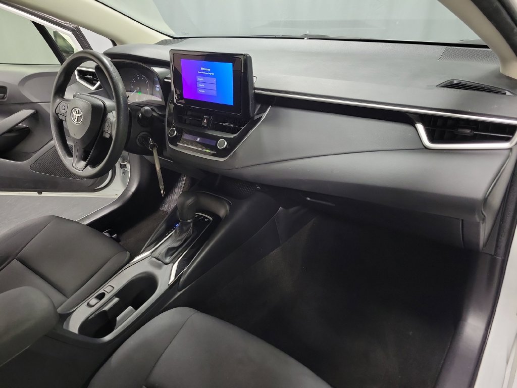 Used 2024 Toyota Corolla LE FWD image 33