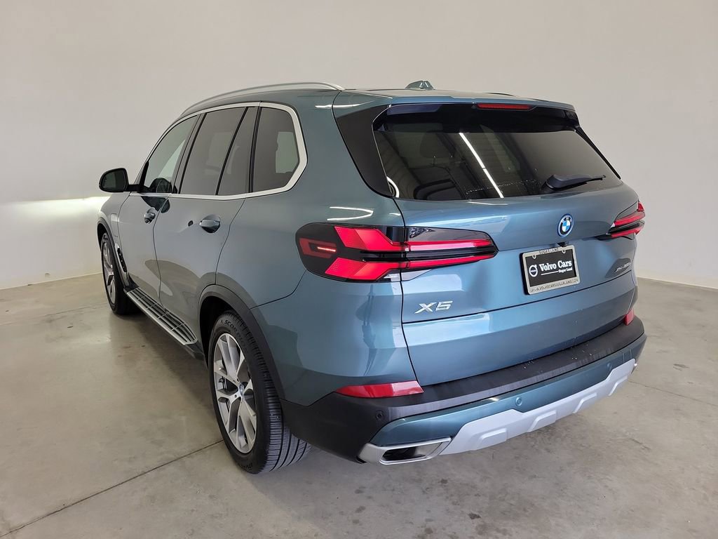 Used 2025 BMW X5 xDrive50e AWD/4WD image 7
