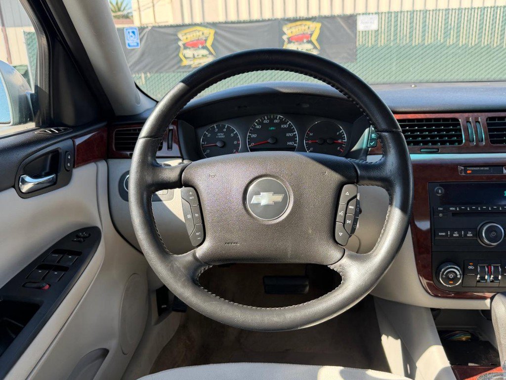 Used 2007 Chevrolet Impala LT w/ Preferred Equipment Group image 27