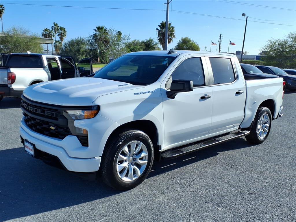 Used 2024 Chevrolet Silverado 1500 Custom image 4