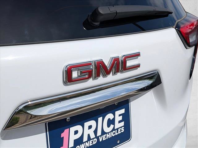Used 2024 GMC Terrain SLE FWD image 30