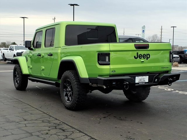 Used 2025 Jeep Gladiator Sport image 5