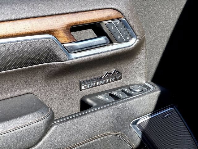 Used 2024 Chevrolet Silverado 1500 High Country w/ Technology Package AWD/4WD image 9