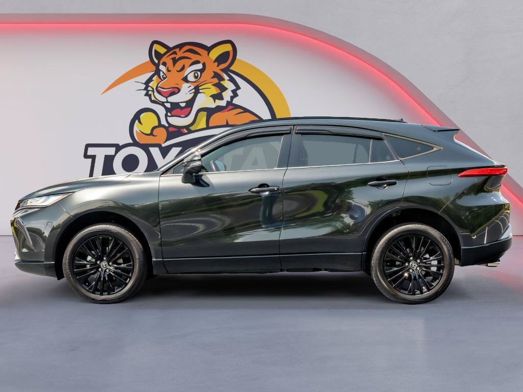 Used 2023 Toyota Venza Nightshade AWD/4WD image 9