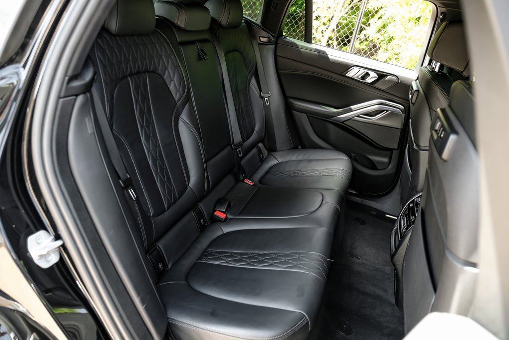 Used 2023 BMW X6 xDrive40i w/ M Sport Package image 42