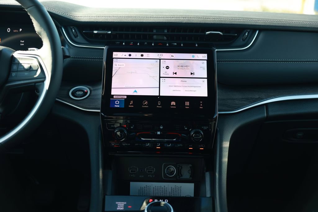 New 2025 Jeep Grand Cherokee L Limited image 23