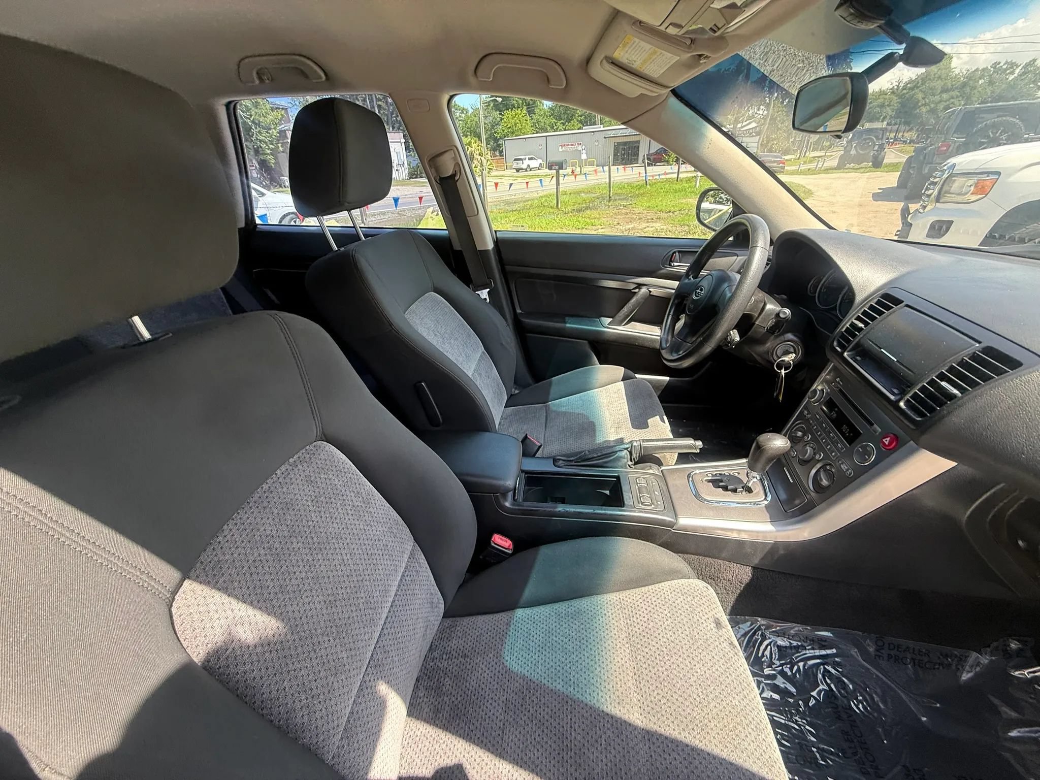 Used 2006 Subaru Outback 2.5i AWD/4WD image 13