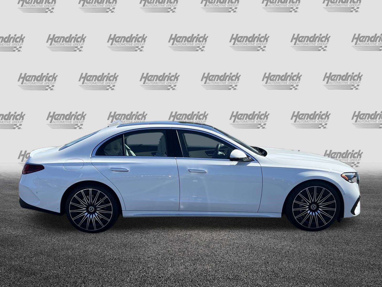 Used 2024 Mercedes-Benz E 450 4MATIC Sedan image 11