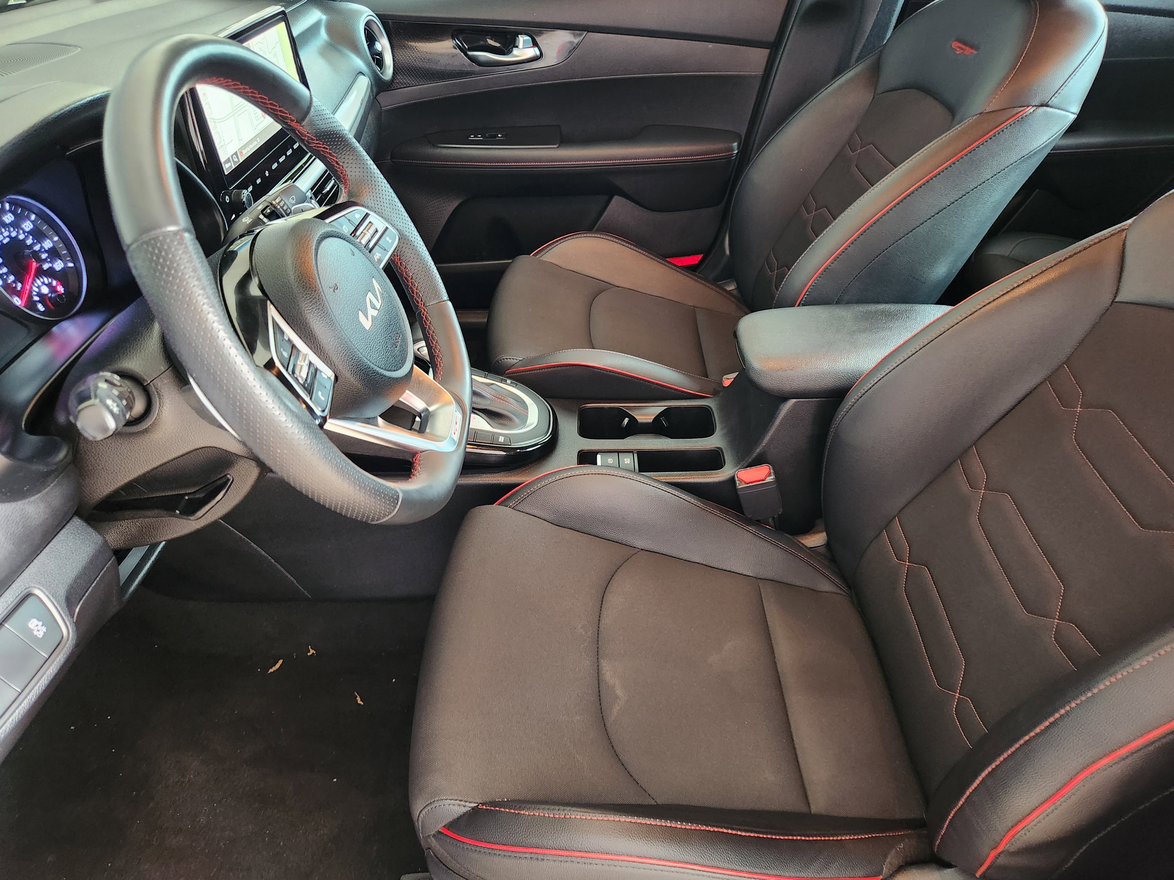 Used 2023 Kia Forte GT image 14