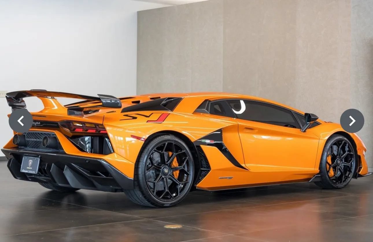 Used 2020 Lamborghini Aventador SVJ AWD/4WD image 4