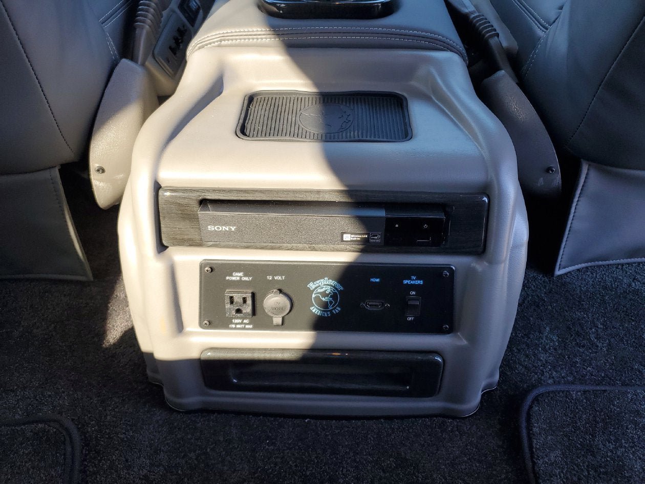 New 2026 GMC Savana 2500 Extended w/ Driver Convenience Package RWD image 18