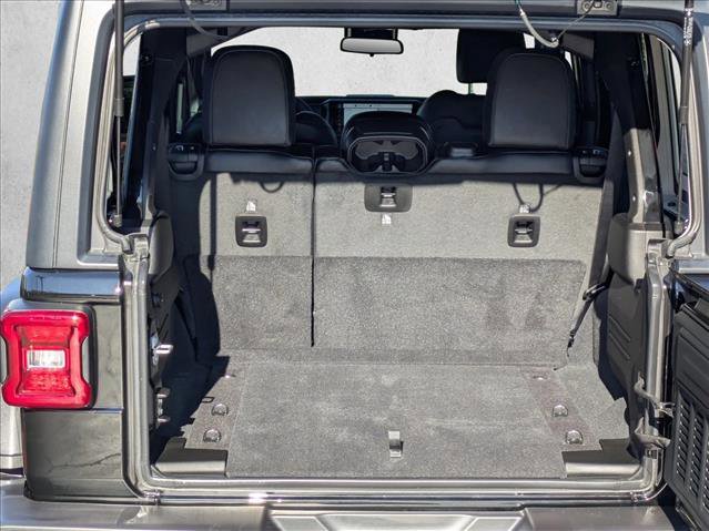 Certified 2024 Jeep Wrangler Unlimited Rubicon w/ Convenience Group image 19