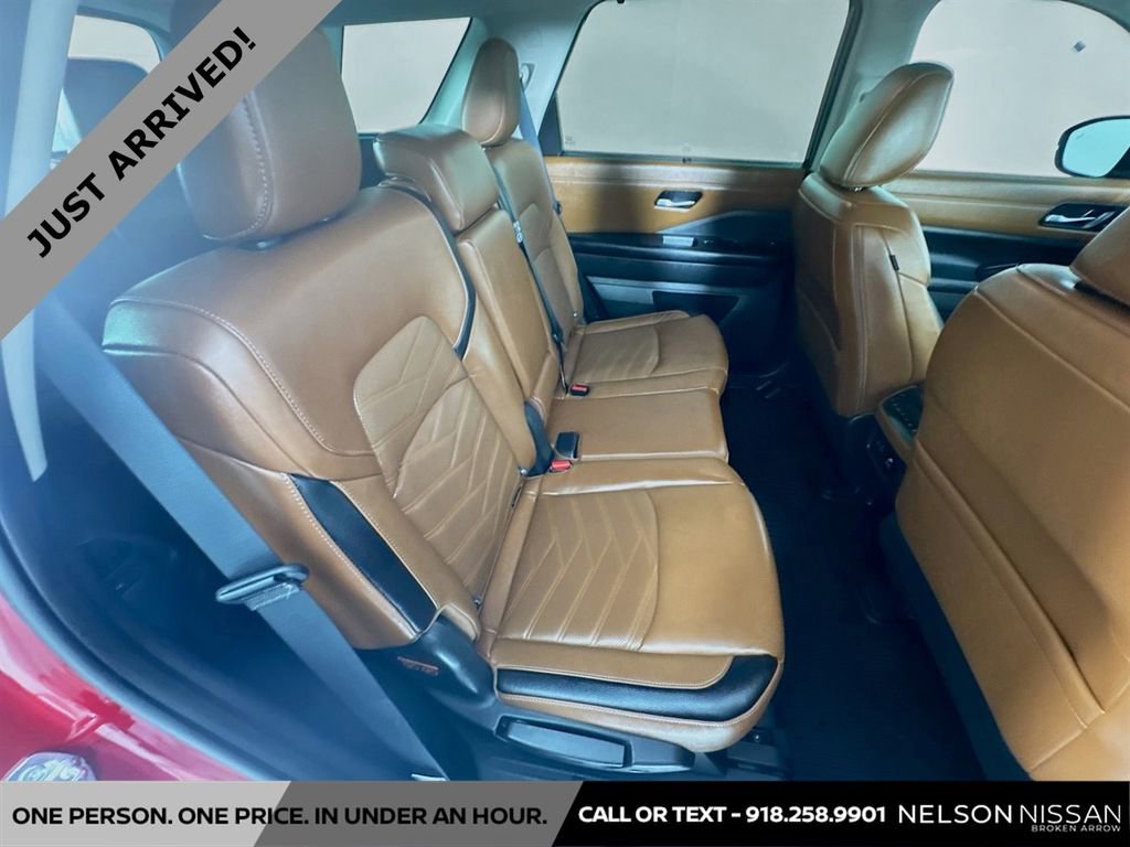 Certified 2024 Nissan Pathfinder Platinum w/ Cargo Package image 30