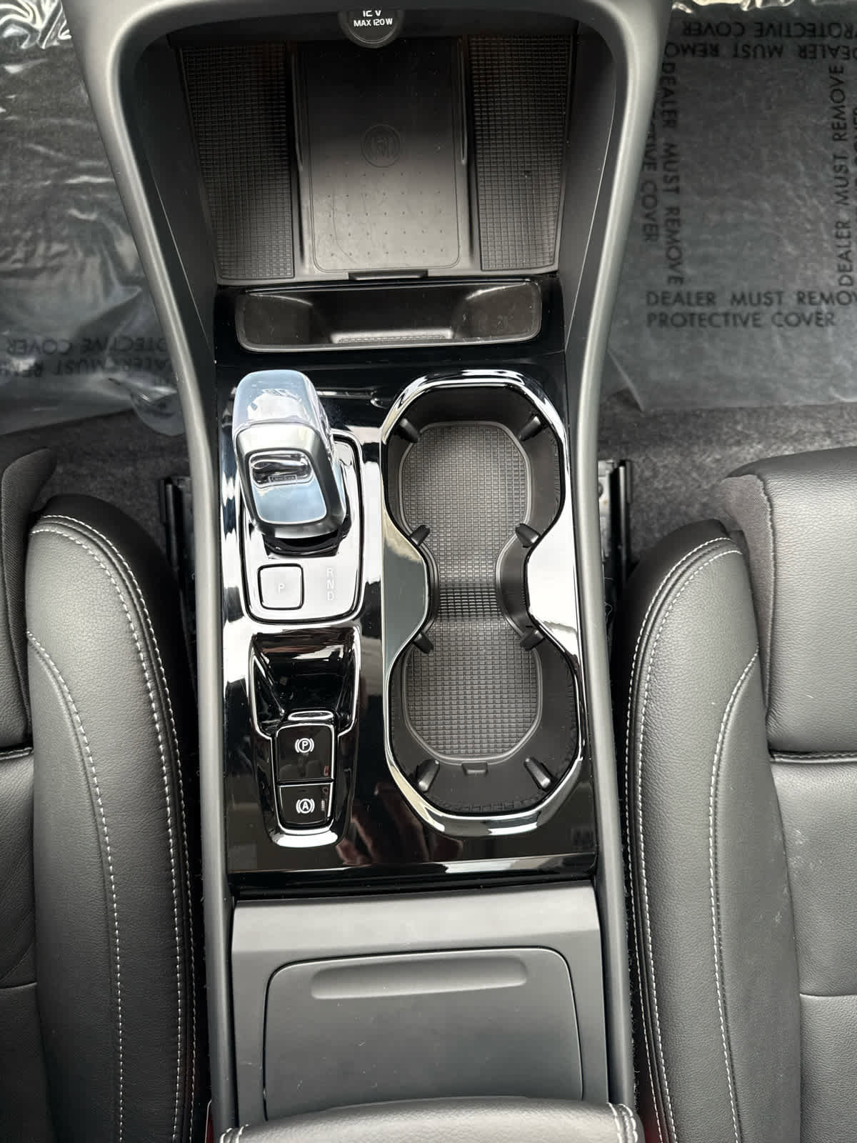 Used 2026 Volvo XC40 B5 Plus w/ Protection Package Premier image 45