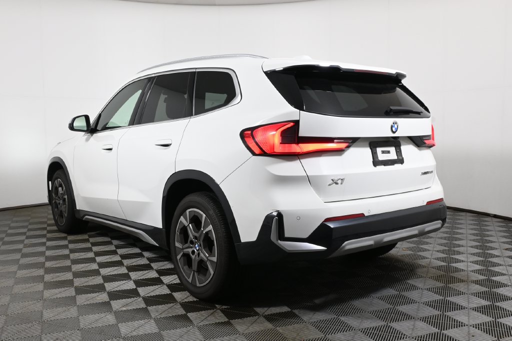 Certified 2024 BMW X1 xDrive28i w/ Convenience Package AWD/4WD image 9