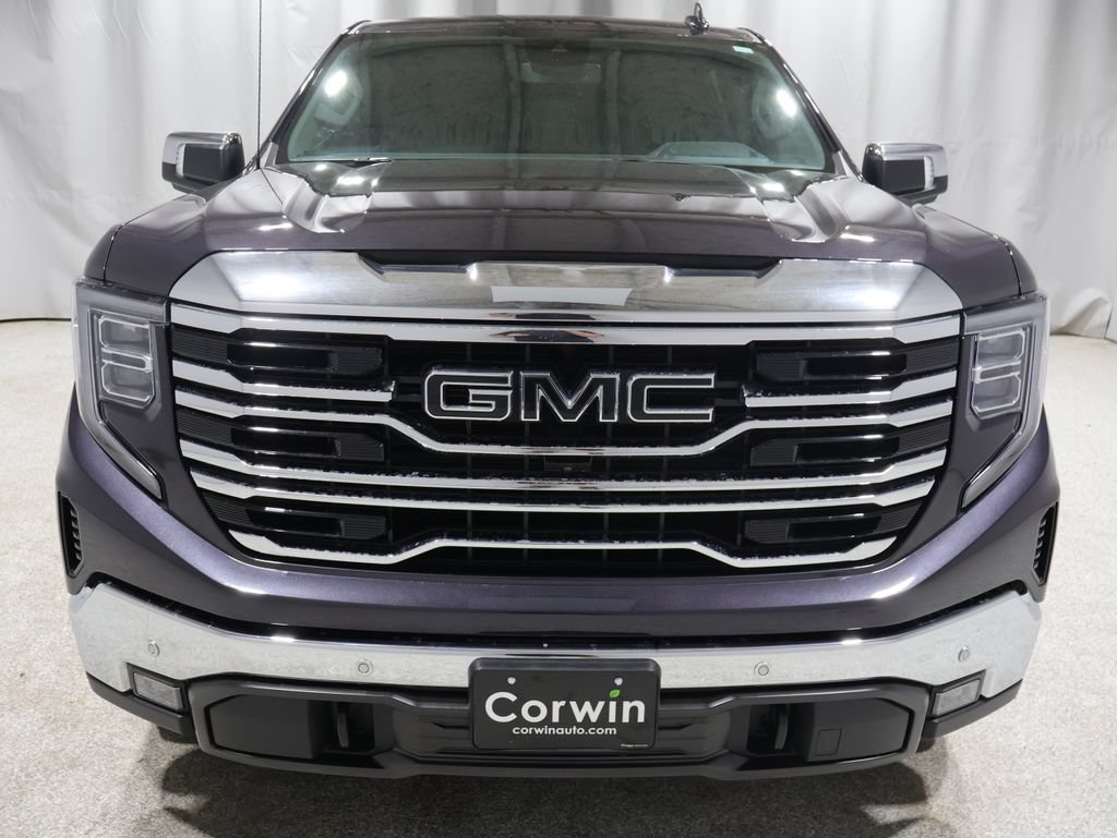Used 2022 GMC Sierra 1500 SLT w/ SLT Convenience Package AWD/4WD image 9