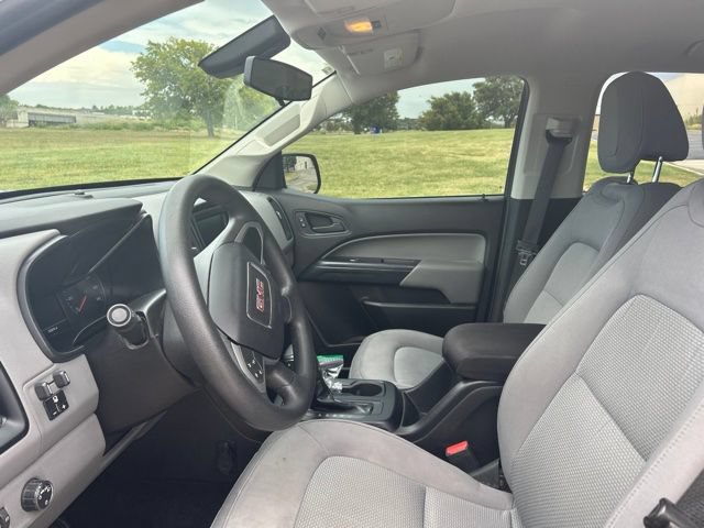 Used 2018 GMC Canyon 2WD Crew Cab w/ Convenience Package image 12