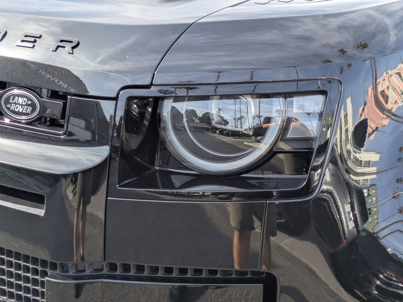 New 2026 Land Rover Defender 130 S image 9