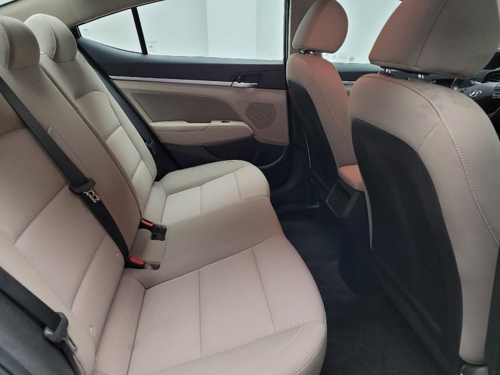 Used 2020 Hyundai Elantra Value Edition w/ Winter Weather Package FWD image 19