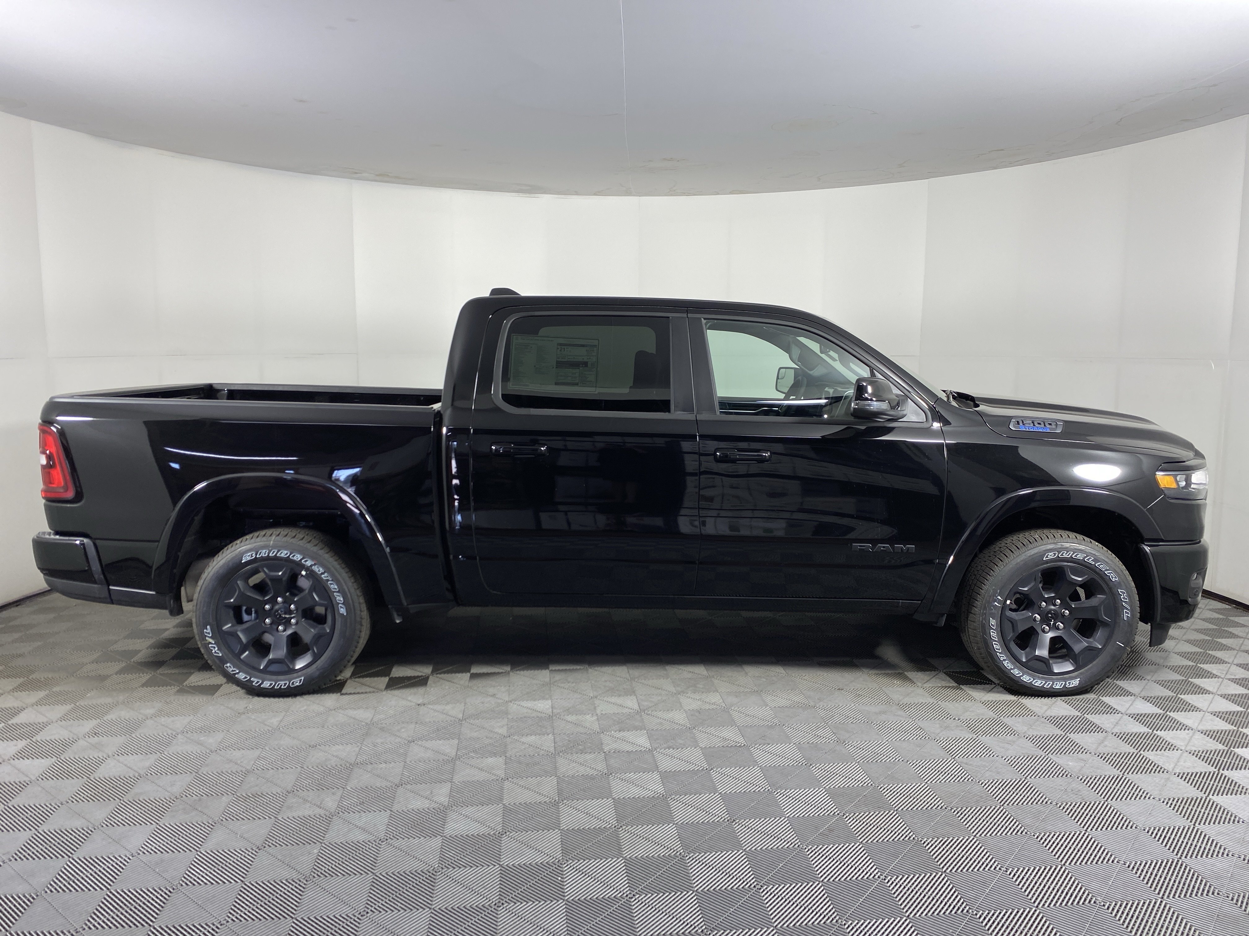 New 2026 RAM 1500 Big Horn AWD/4WD image 6