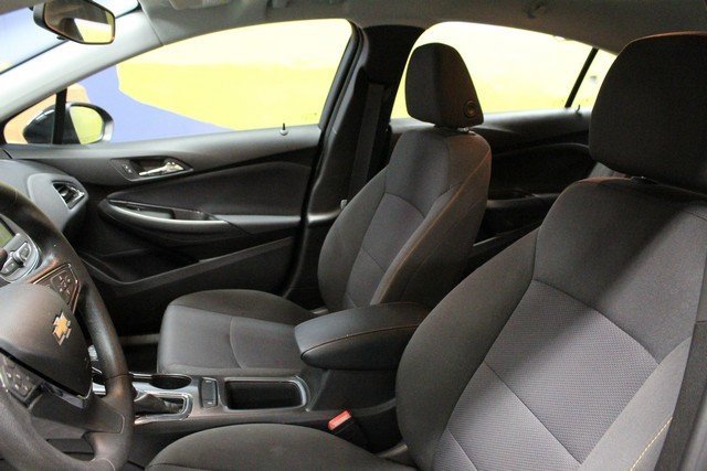 Used 2019 Chevrolet Cruze LS w/ LS Fleet Convenience Package image 18