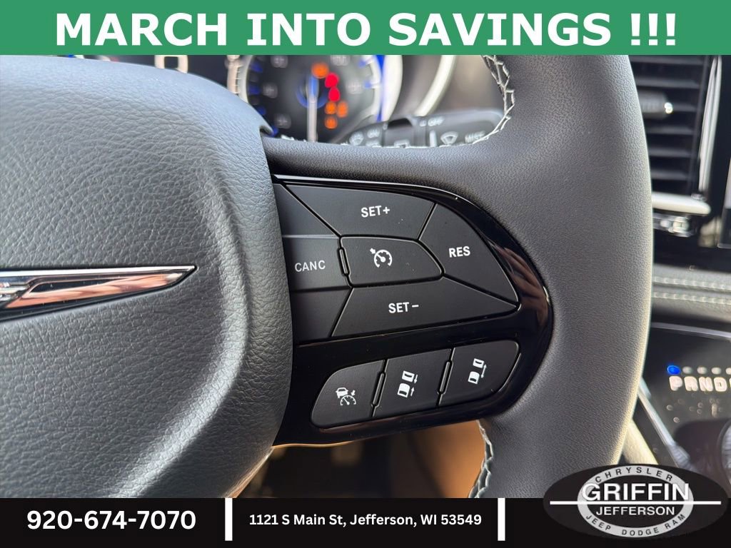 New 2026 Chrysler Pacifica Select w/ S Appearance Package image 16