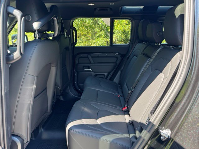 New 2026 Land Rover Defender 110 S AWD/4WD image 13