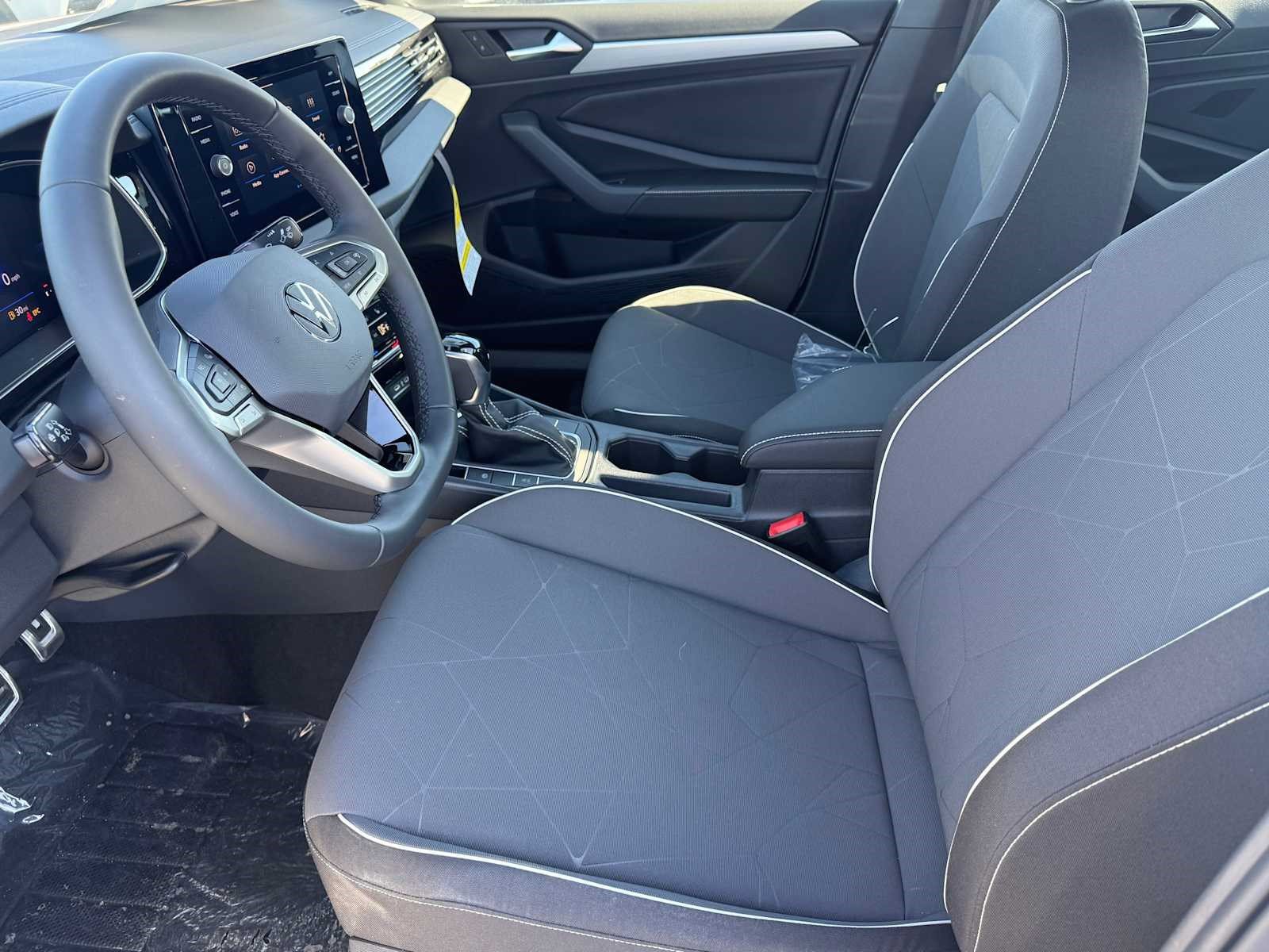 New 2027 Volkswagen Jetta Sport FWD image 9