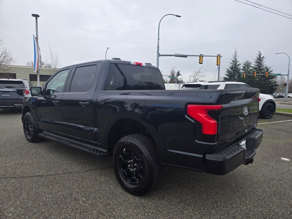 Used 2025 Ford F150 Lightning XLT image 7