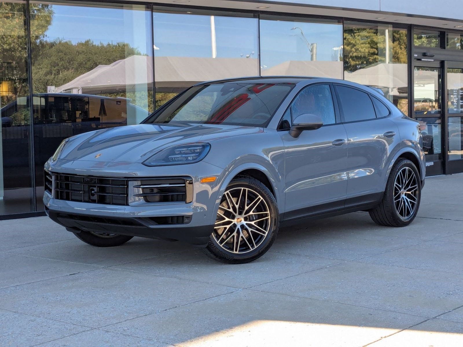 New 2026 Porsche Cayenne Coupe image 1