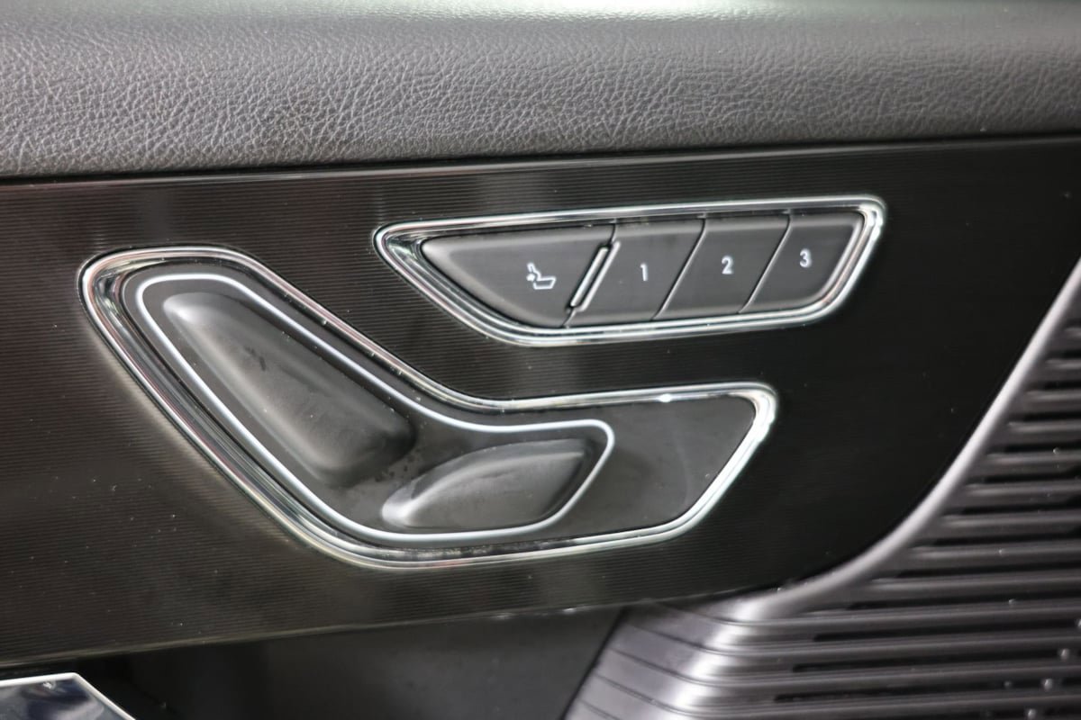 Used 2022 Lincoln Corsair FWD w/ Equipment Group 101A image 22