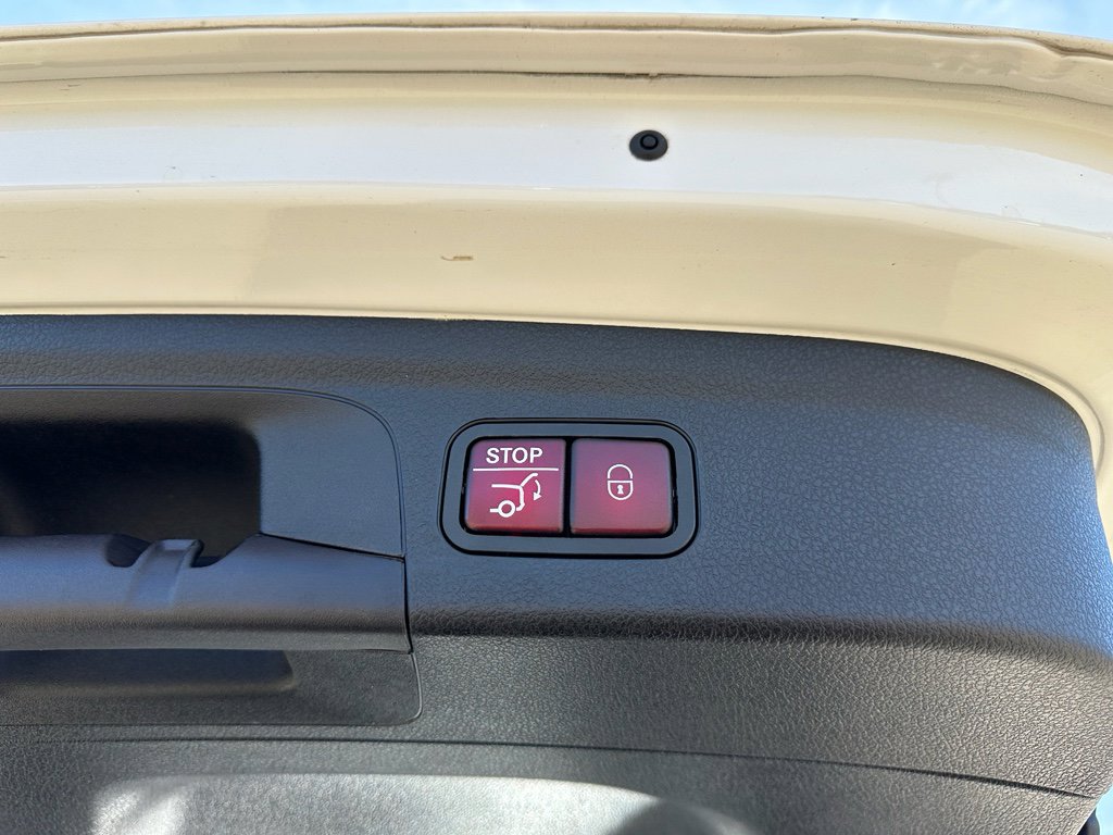 Used 2020 Mercedes-Benz GLE 350 4MATIC image 32