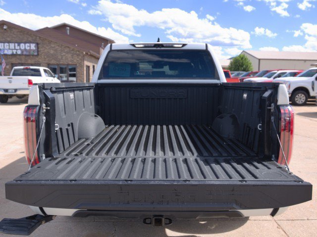 Used 2023 Toyota Tundra Platinum AWD/4WD image 5