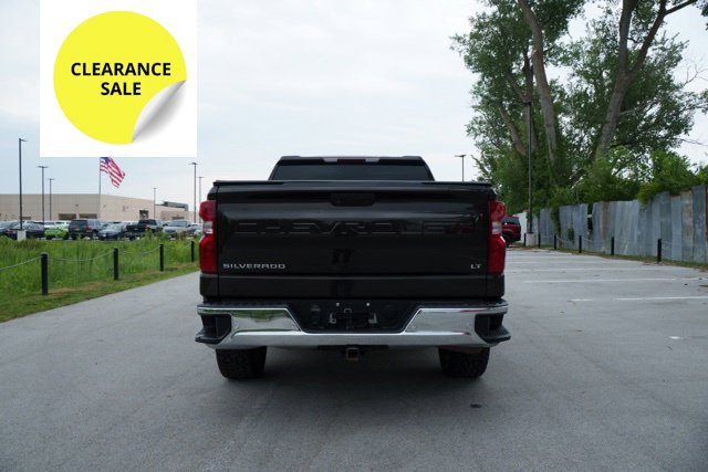 Used 2019 Chevrolet Silverado 1500 LT w/ Convenience Package AWD/4WD image 4