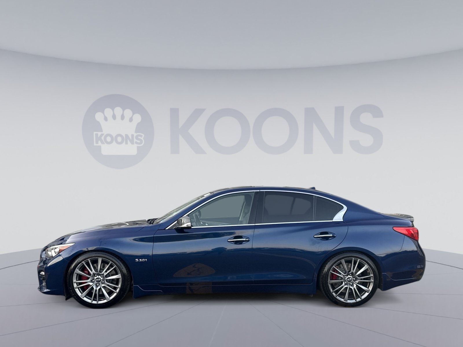 Used 2017 INFINITI Q50 Red Sport 400 RWD image 2