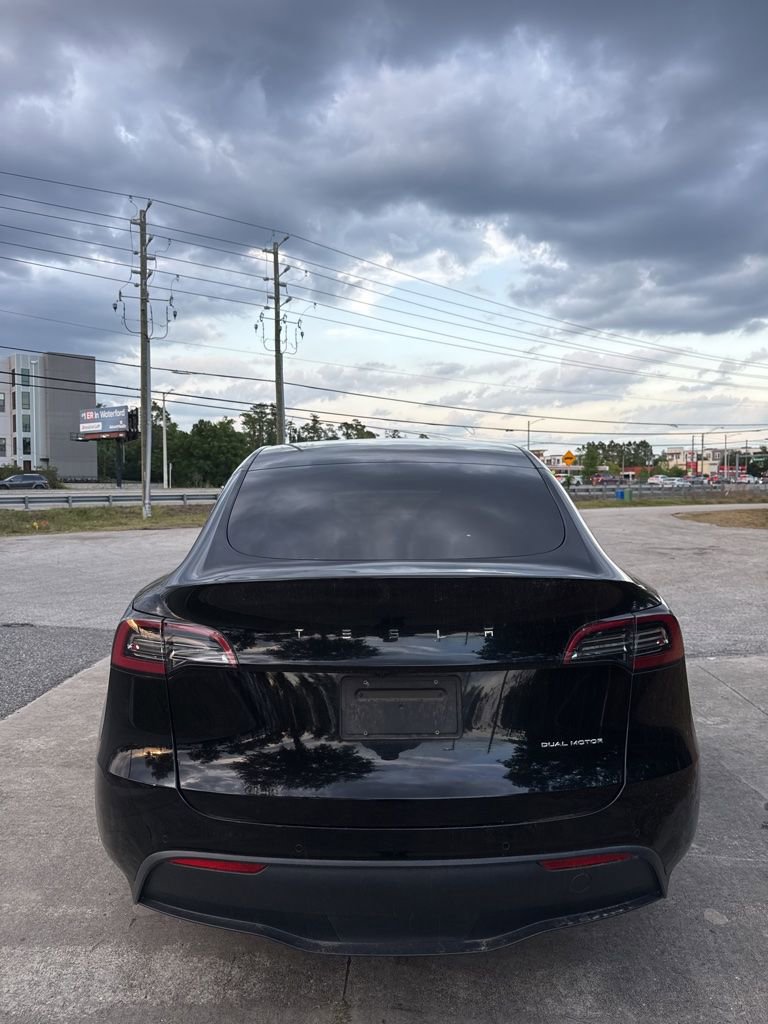 Used 2021 Tesla Model Y Long Range AWD/4WD image 12