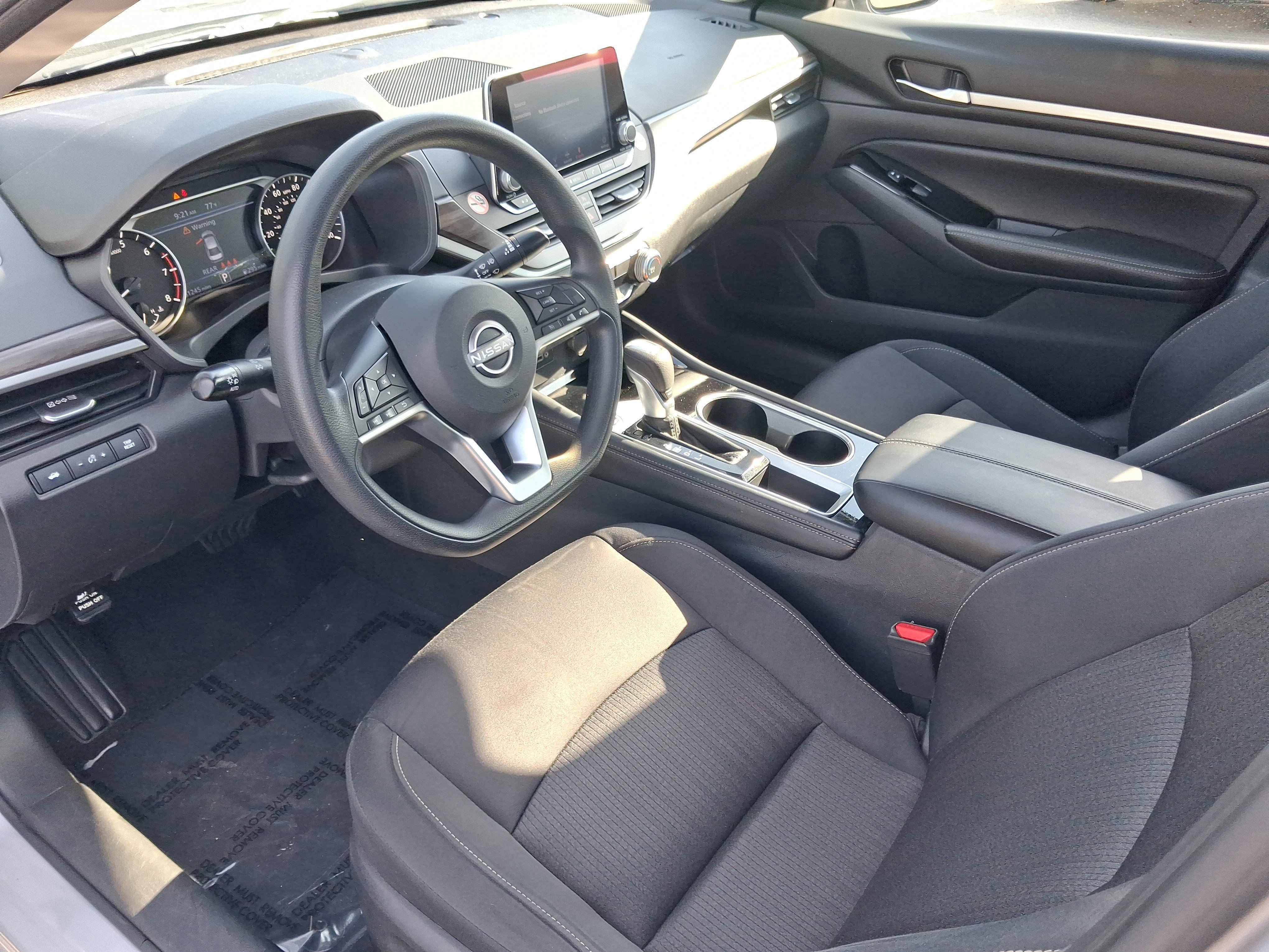 Used 2023 Nissan Altima 2.5 SV FWD image 10