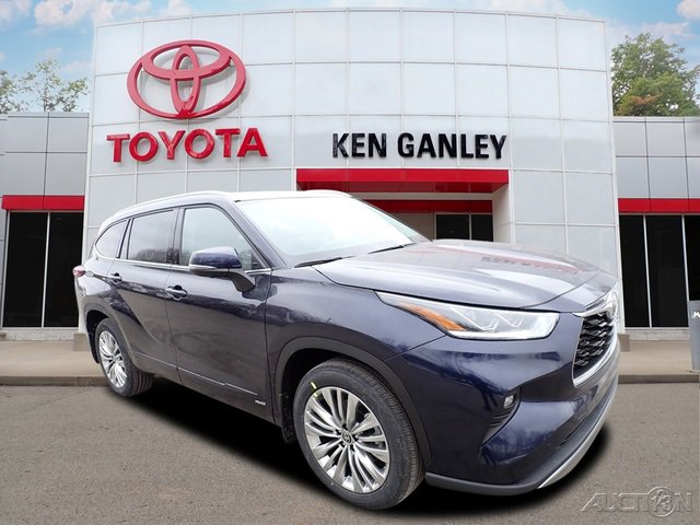 New 2026 Toyota Highlander Platinum image 1