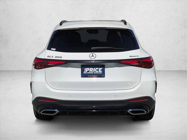 Used 2024 Mercedes-Benz GLC 300 4MATIC w/ AMG Line image 7