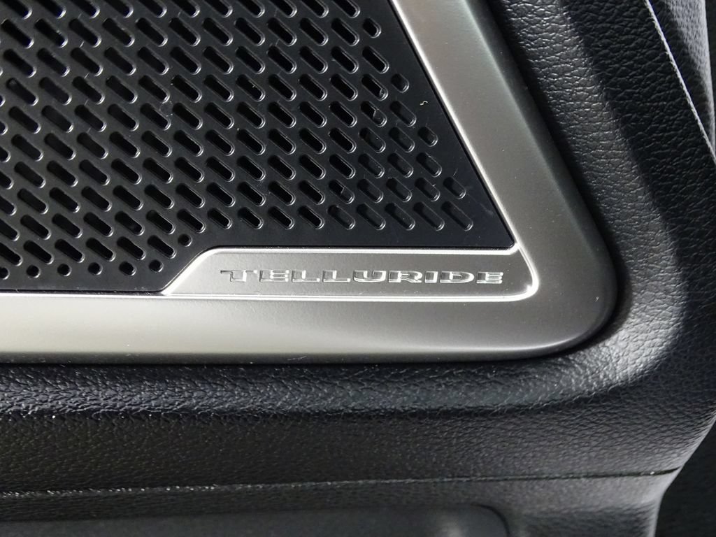 Used 2024 Kia Telluride EX FWD image 20