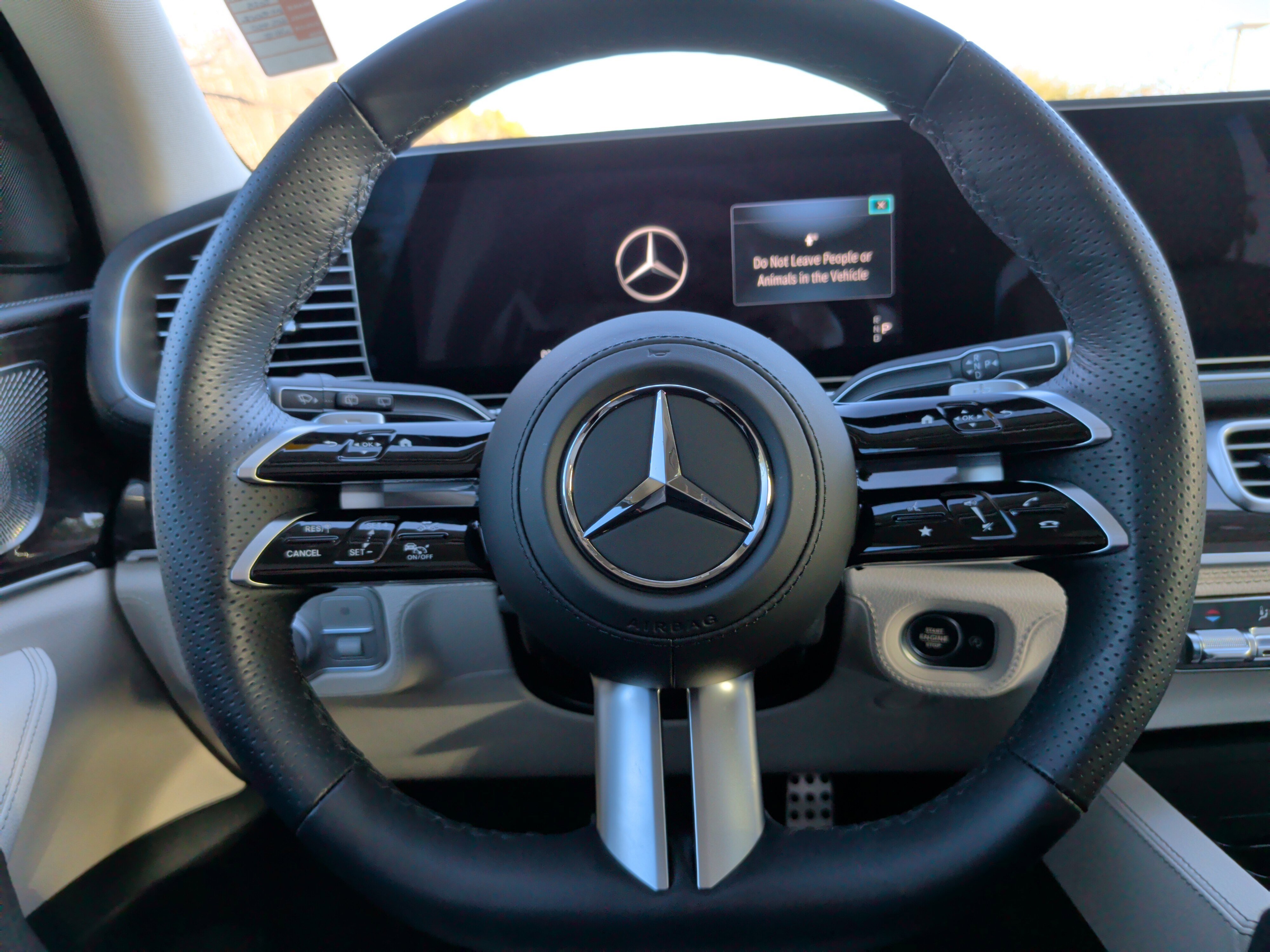 Used 2025 Mercedes-Benz GLS 450 4MATIC image 22