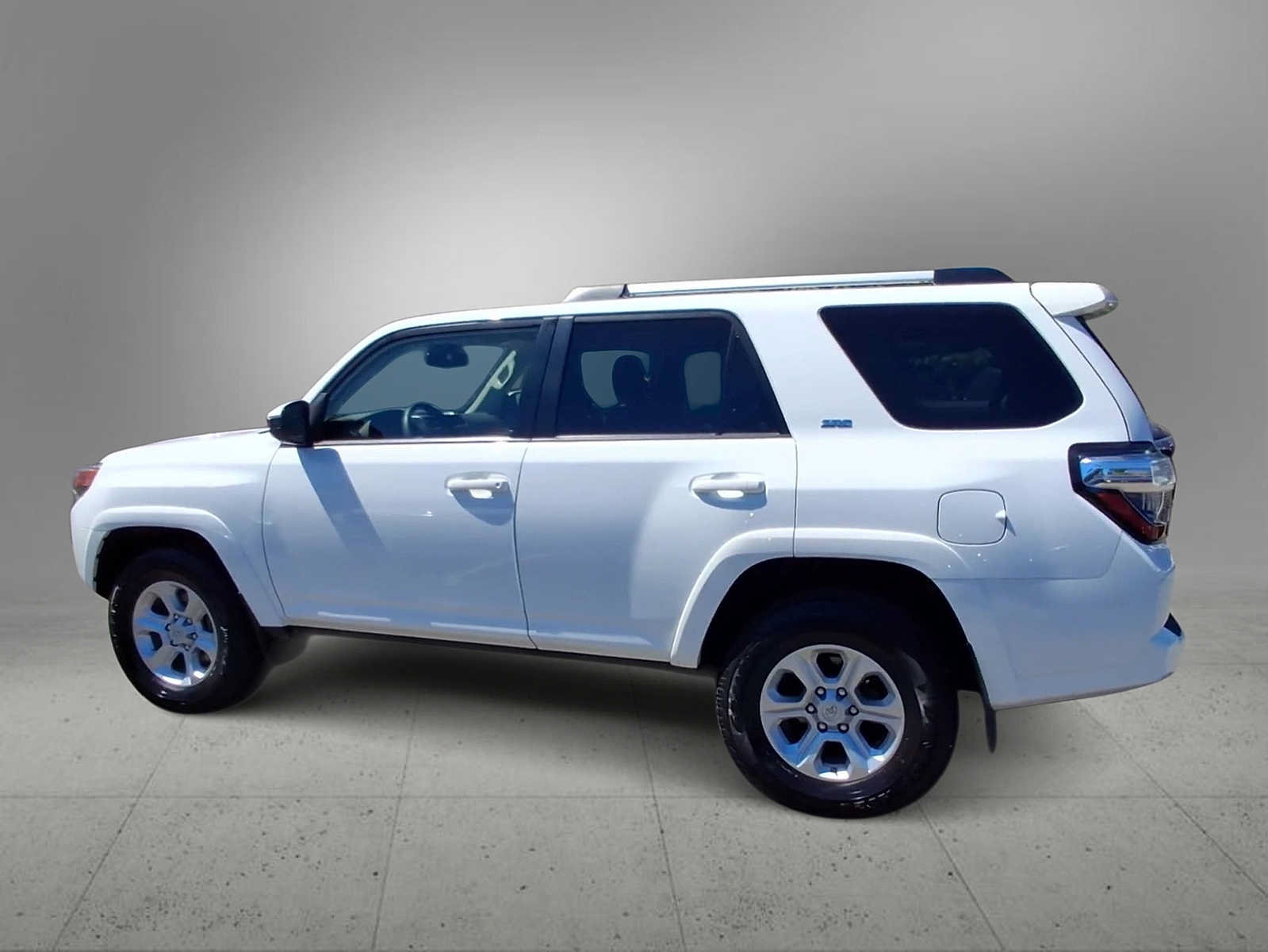 Used 2022 Toyota 4Runner SR5 RWD image 6
