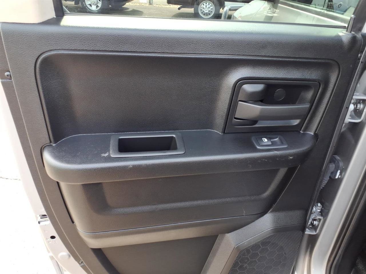 Used 2023 RAM 1500 Tradesman AWD/4WD image 15