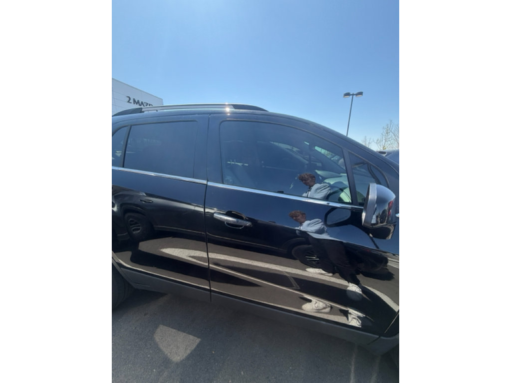 Used 2019 Chevrolet Trax LT w/ Driver Confidence Package AWD/4WD image 4